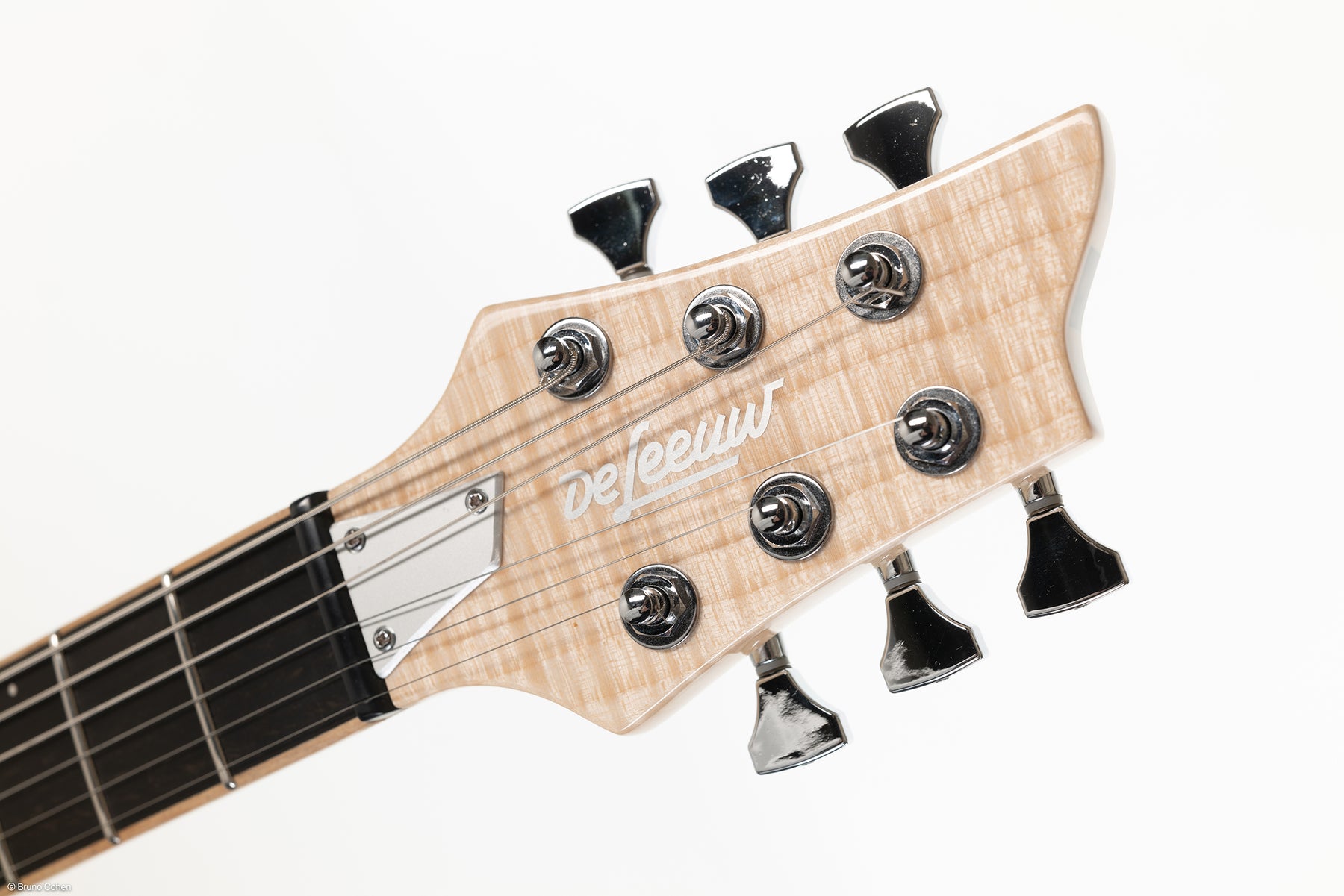 NINA Walnut/Maple 2023 Lavender fields of Provence Glossy Varnish