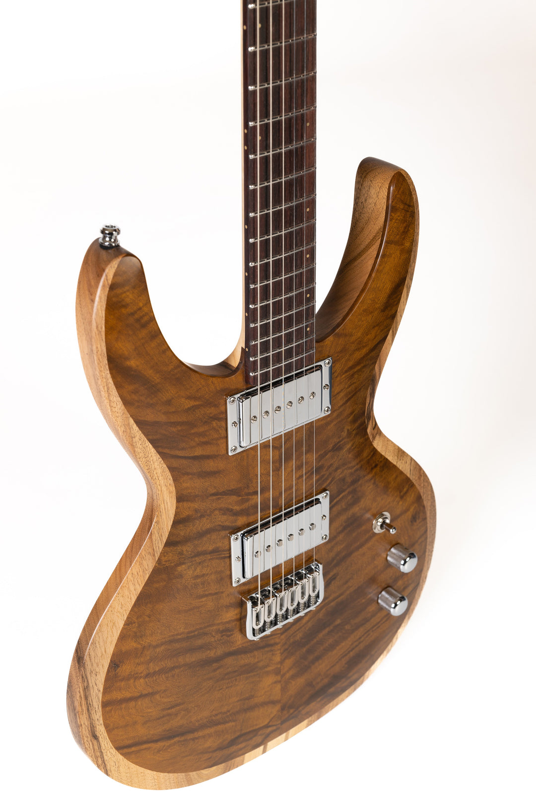 MV Maple/Walnut 2023 - Golden Phoebe - Unique piece