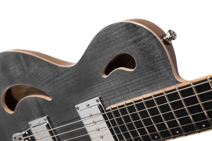 Nina_Guitar_Parisian_Gray_Glossy_Varnish_Close_up_Front_2_De_Leeuw_Guitars_Paris_Made_in_France_Luthier_Guitar_Maker_France_Neck_Through_Manche_Traversant